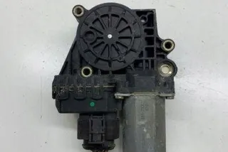 0130821784 Моторчик стеклоподъемника Audi A6 C5 (S6,RS6) Арт e12595283, вид 1
