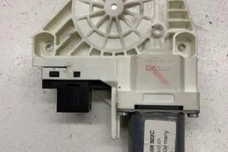 4F0959802C Моторчик стеклоподъемника Audi A6 C6 (S6,RS6) Арт e12595187, вид 3