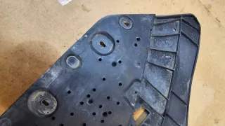 8W0807611E Декоративная крышка двигателя Audi A4 B9 Арт e12591281, вид 5