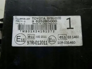 89661-0DE80 0281017820 Блок управления двигателем Toyota Yaris 3 Арт e12590770, вид 3