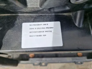 9823718480 Передняя панель крепления облицовки (телевизор) Peugeot 2008 Арт e12590099, вид 3