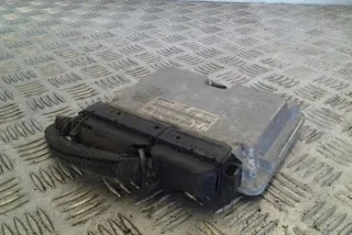 0281001674 Блок управления двигателем Opel Astra H Арт e12589648, вид 1