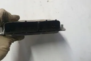 8E0907401D Блок управления двигателем Audi A4 B6 Арт e12586360, вид 1