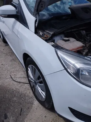  Крыло переднее правое Ford Focus 3 restailing Арт e12585858, вид 3