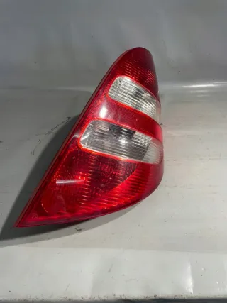 A1698200464 Фонарь задний правый Mercedes A W169 Арт e12581127, вид 1