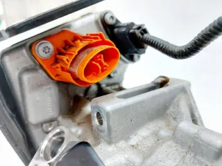 926006UM0B Компрессор кондиционера Nissan Qashqai 2 restailing Арт e12578637, вид 4