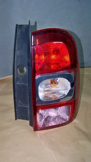 265506837R Фонарь задний правый Dacia Duster 1 Арт e12578520, вид 1