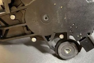 31294492 Моторчик стеклоочистителя фар Volvo V60 1 Арт e12574928, вид 1
