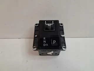 M8A2-14C559-CA Кулиса Jaguar F-Pace Арт e12572467, вид 1