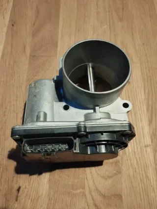16112AA450 Моновпрыск Subaru Forester SJ Арт e12571497, вид 1