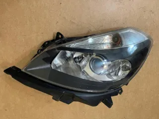7701061075 89900137 Фара левая Renault Clio 3 Арт e12567362, вид 4