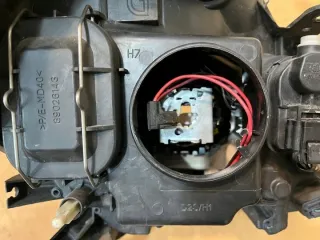 7701061075 89900137 Фара левая Renault Clio 3 Арт e12567362, вид 9