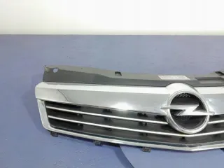 13225775 Решетка радиатора Opel Astra H Арт e12560705, вид 2