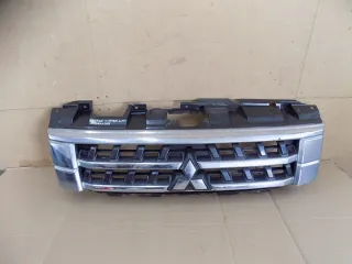 7450A975 7450A977 Решетка радиатора Mitsubishi Pajero 4 Арт e12560646, вид 2
