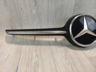 A2058881100 Решетка радиатора Mercedes C W205 Арт e12560548, вид 4