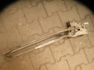 31253518 Механизм стеклоочистителя (трапеция дворников) Volvo S40 2 Арт e12559592, вид 1
