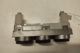 A0200018A02000 Блок управления (другие) Nissan X-Trail T30 Арт e12556159, вид 1