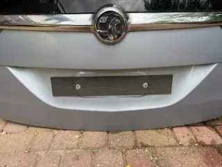  Крышка багажника (дверь 3-5) Opel Zafira C Арт e12553609, вид 5