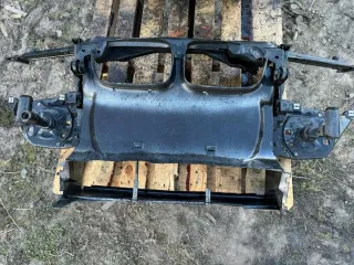 8268371 8220579 Передняя панель крепления облицовки (телевизор) BMW 3 E46 Арт e12550683, вид 1