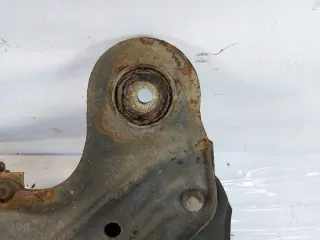 1J0199313A Балка подвески передняя (подрамник) Seat Leon 1 Арт e12550493, вид 2