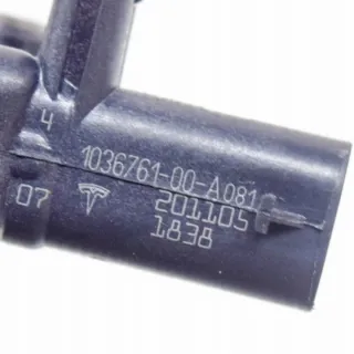 103676100A Датчик удара Tesla model Y Арт e12544358, вид 6