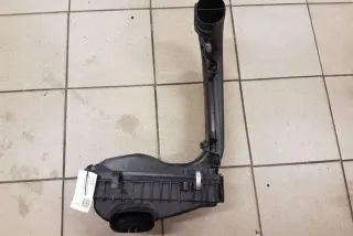 70570576 Корпус воздушного фильтра BMW X5 F15 Арт e12544339, вид 2