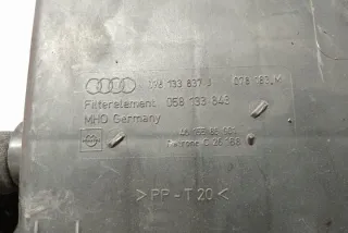 078133837J Корпус воздушного фильтра Audi A6 C5 (S6,RS6) Арт e12542501, вид 4