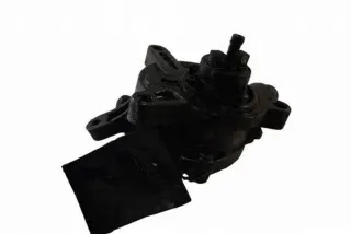 30677904 Насос вакуумный Volvo S60 3 Арт e12538744, вид 3