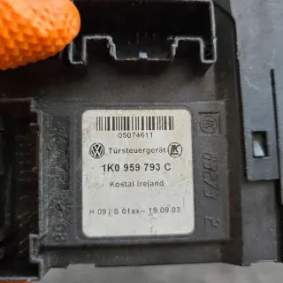 1K0959793C Моторчик стеклоподъемника Volkswagen Golf 6 Арт e12532346, вид 4