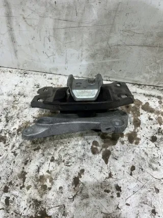 9813699680 Подушка крепления КПП Peugeot 3008 2 Арт e12524285, вид 1