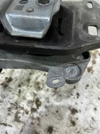 9813699680 Подушка крепления КПП Peugeot 3008 2 Арт e12524285, вид 5