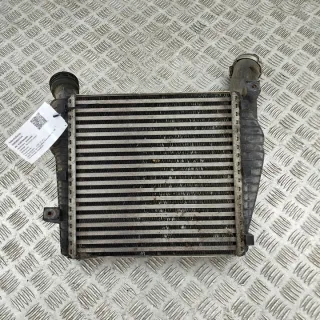 7P0145804A Интеркулер Audi Q7 4L Арт e12524033, вид 1