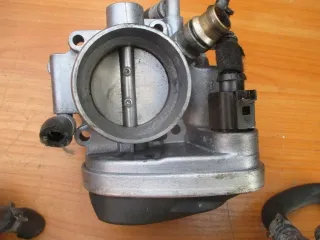 Z16XER 55560398 A2C53119795 Моновпрыск Opel Astra H Арт e12515881, вид 10