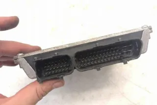 3B0907557C Блок управления двигателем Volkswagen Passat B5 Арт e12514922, вид 1