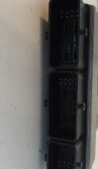 V29072784A 237107175R 237105499R Блок управления двигателем Renault Clio 4 Арт e12513735, вид 3