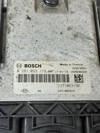 0281033119 237106319R 237108281R Блок управления двигателем Renault Clio 4 Арт e12513734, вид 3