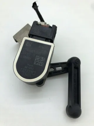 6870000 Датчик дорожного просвета BMW 5 G30/G31 Арт e12513113, вид 1