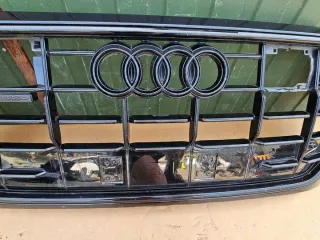 4M8853651AF Решетка радиатора Audi Q8 Арт e12510323, вид 4