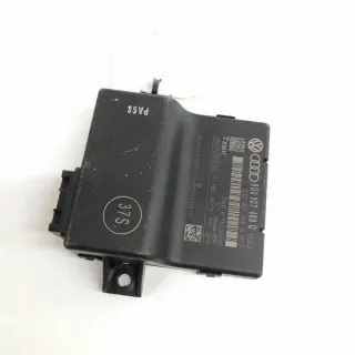 8U0907468Q Блок комфорта Audi Q3 1 Арт e12506127, вид 3