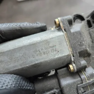 0130821774 Моторчик стеклоподъемника Ford Mondeo 3 Арт e12503631, вид 4