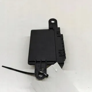 104847600D Блок управления (другие) Tesla model X Арт e12502178, вид 2