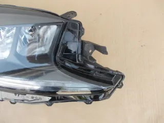  Фара правая Toyota Aygo 2 Арт e12501724, вид 2