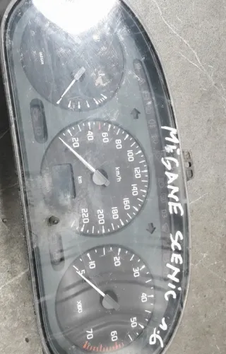 7700847782G Щиток приборов (приборная панель) Renault Scenic 1 Арт e12498260, вид 1