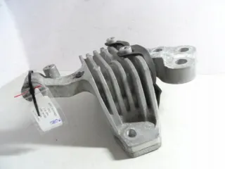 2014-18 68190606AE Подушка крепления КПП Jeep Cherokee KL Арт e12495835, вид 3