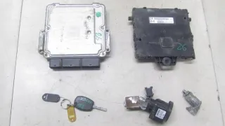 0281030576 Блок управления двигателем Renault Master 3 Арт e12486245, вид 2
