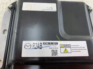 R2AB18881L Блок управления двигателем Mazda 2 DE Арт e12484381, вид 5