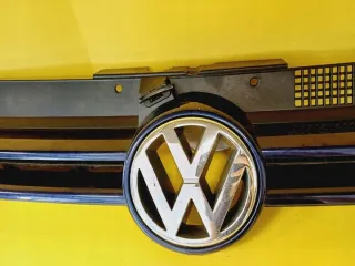 1J0853651G Решетка радиатора Volkswagen Golf 4 Арт e12482240, вид 3
