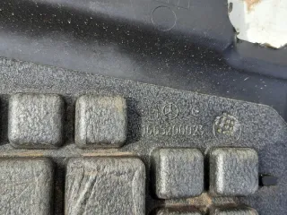 A1665200023 Декоративная крышка двигателя Mercedes ML/GLE W166 Арт e12480472, вид 3