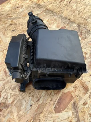 A6070900101 Корпус воздушного фильтра Mercedes A W176 Арт e12473548, вид 4