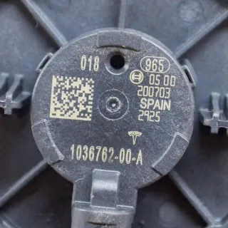 103676200A Датчик удара Tesla model 3 Арт e12472593, вид 6